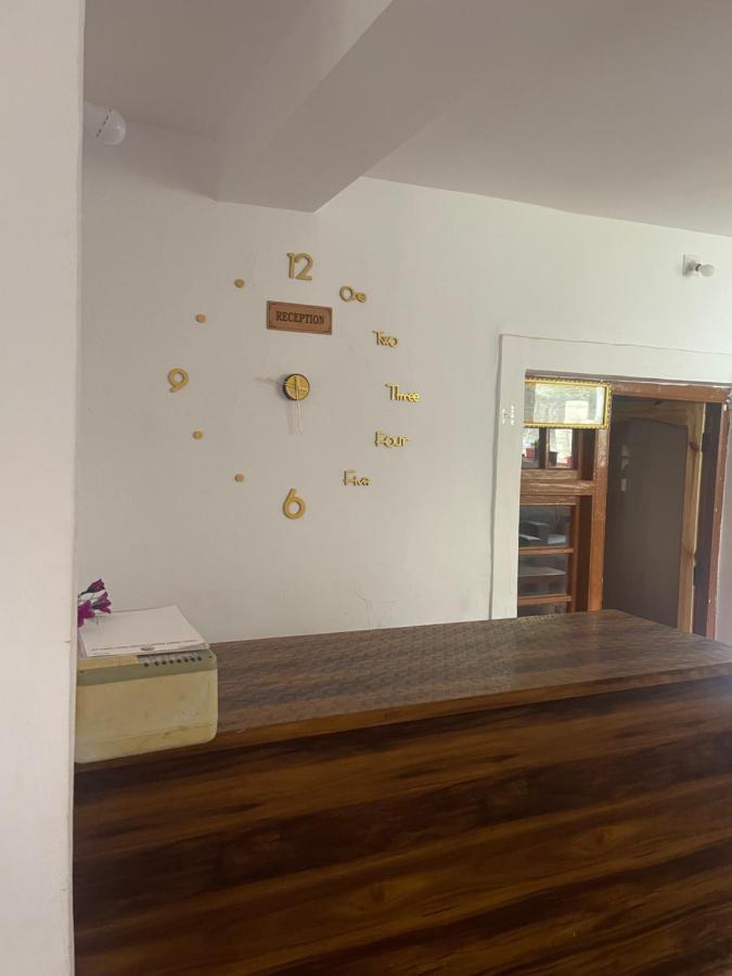 Gaywoo Guest House Leh Exterior photo