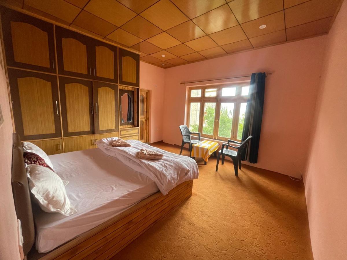 Gaywoo Guest House Leh Exterior photo